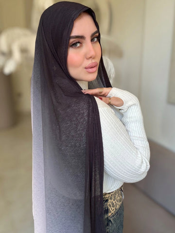 Rose to black (Kuwaiti)