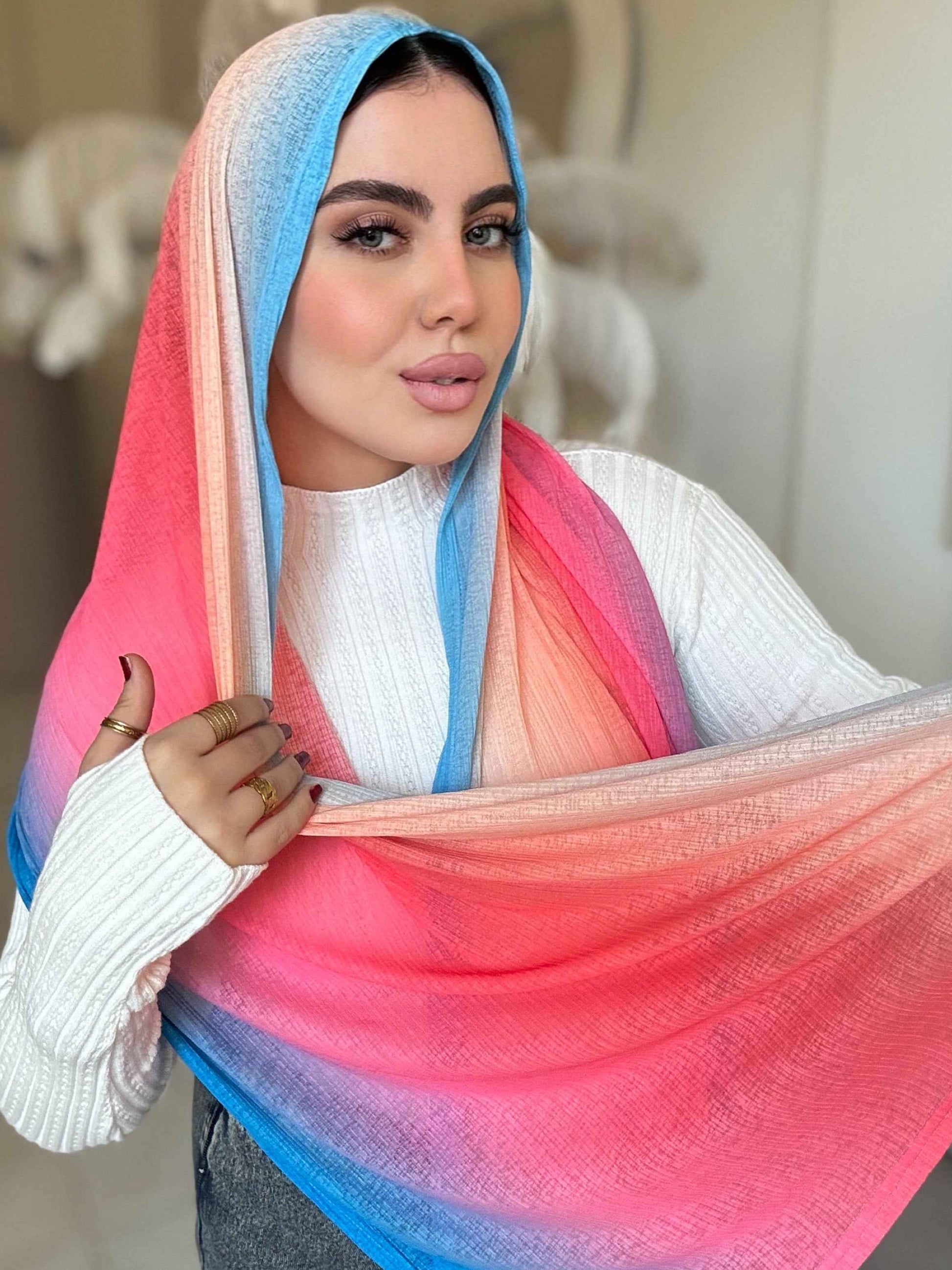 Blue to hot-pink (Kuwaiti)