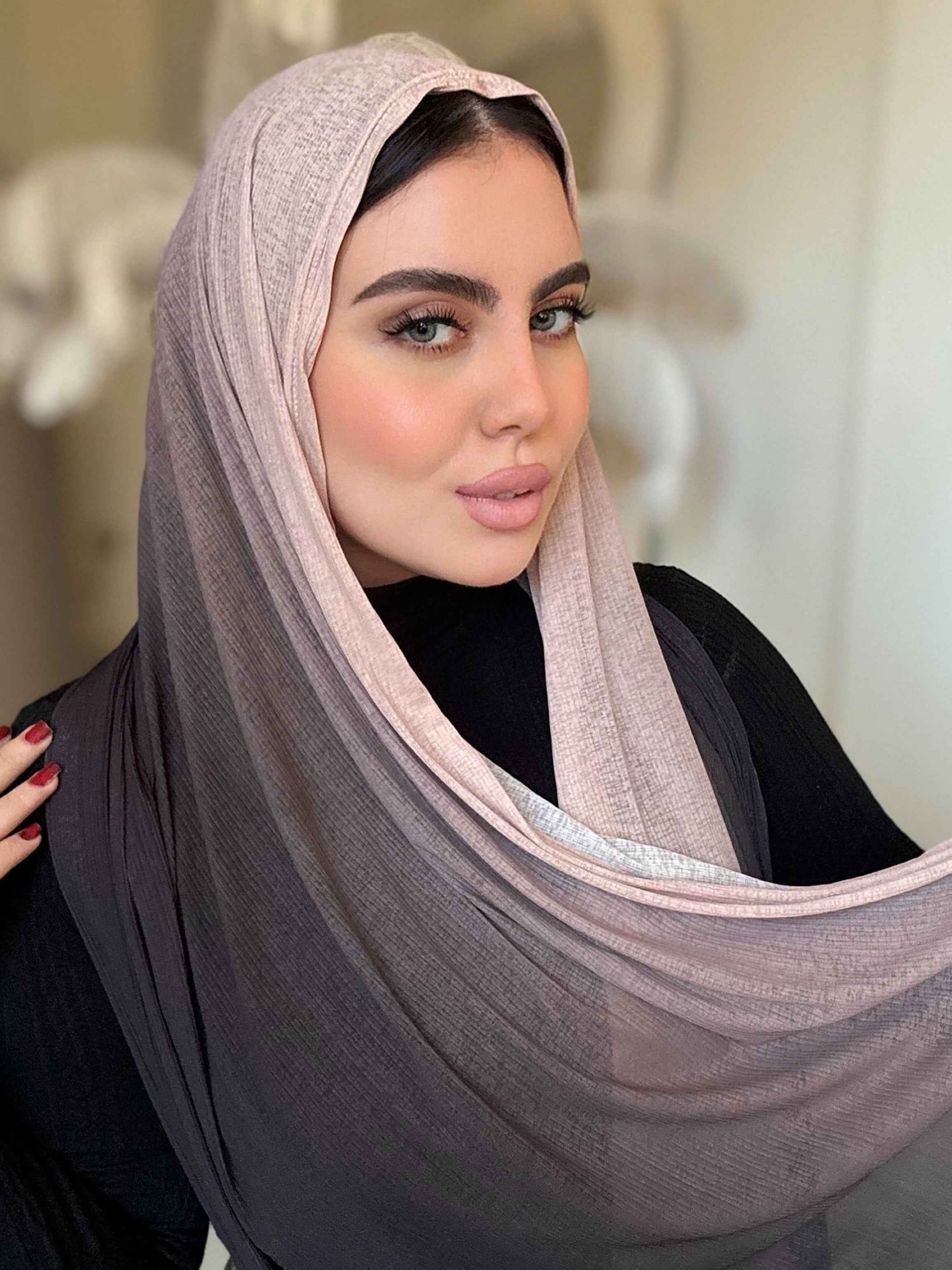Blush to Black (kuwaiti)