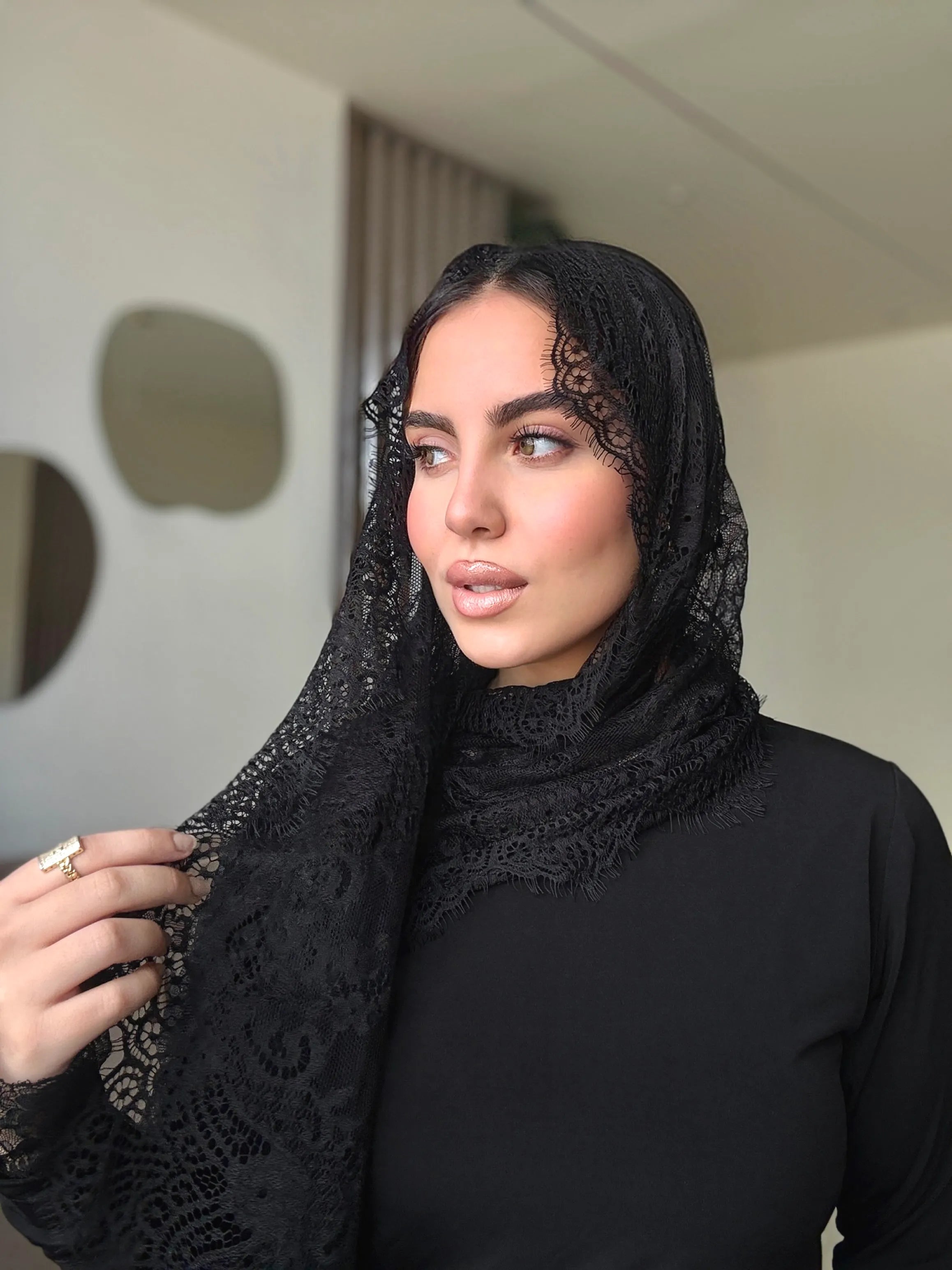 Luna Lace (Black)
