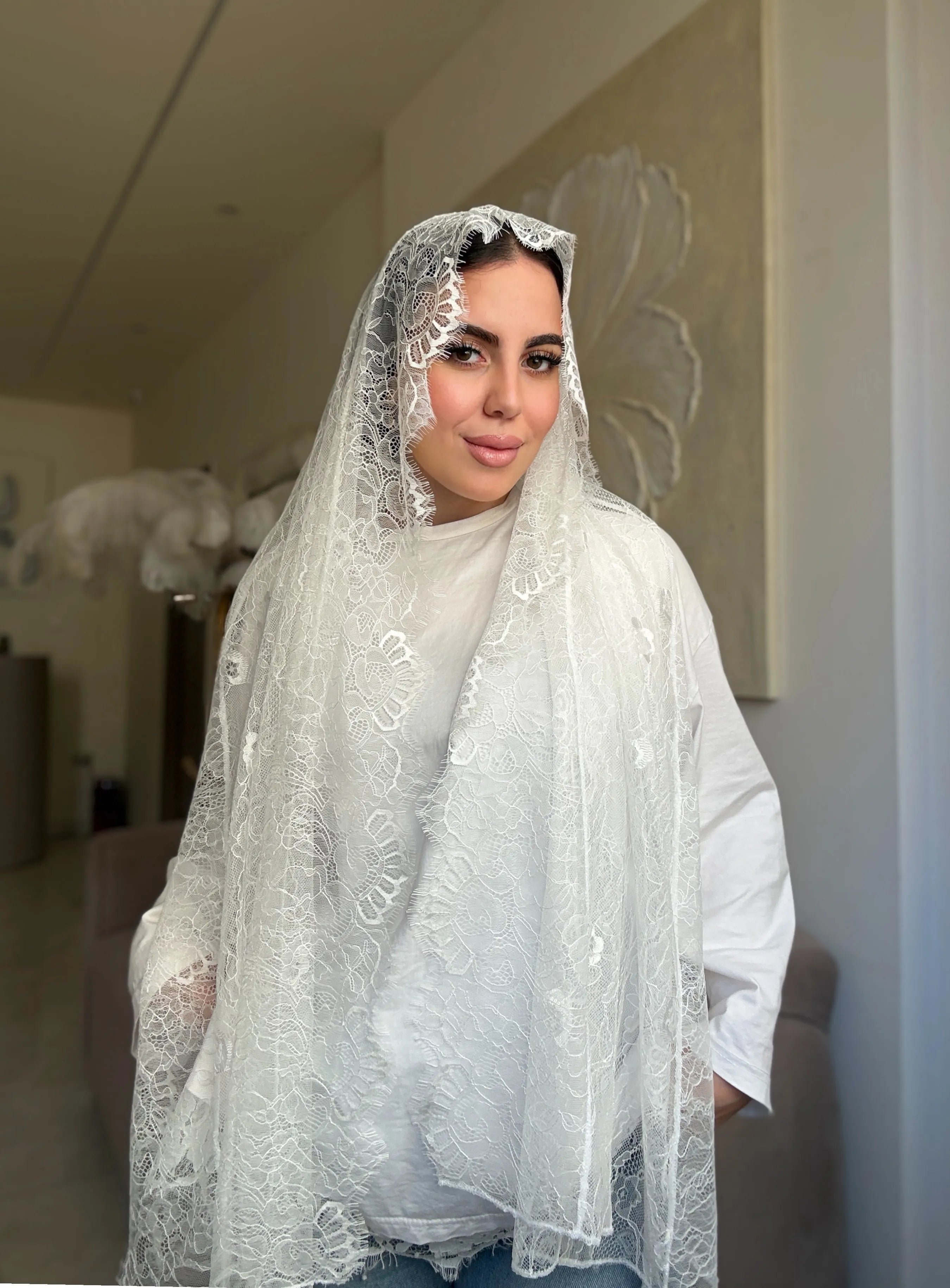 Serene Lace (off-White)3